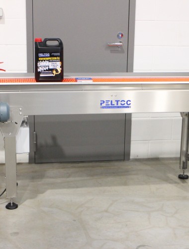Roller belt conveyor/ collecting table